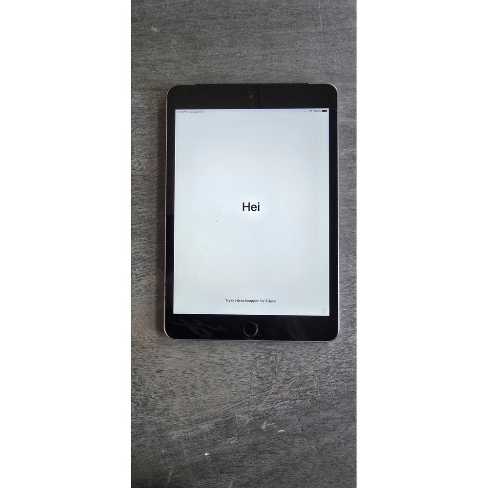 Ipad Air 2  L O C K E D A1566 (Wi-Fi)